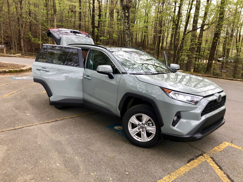 Illustration for article titled 2019 Toyota RAV4 XLE AWD Rental Review!